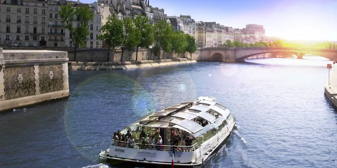 Explore Paris and get on and off wherever you want for 24 or 48 hours. Hop-on Hop-off Bus Tours Ticket Paris, France.