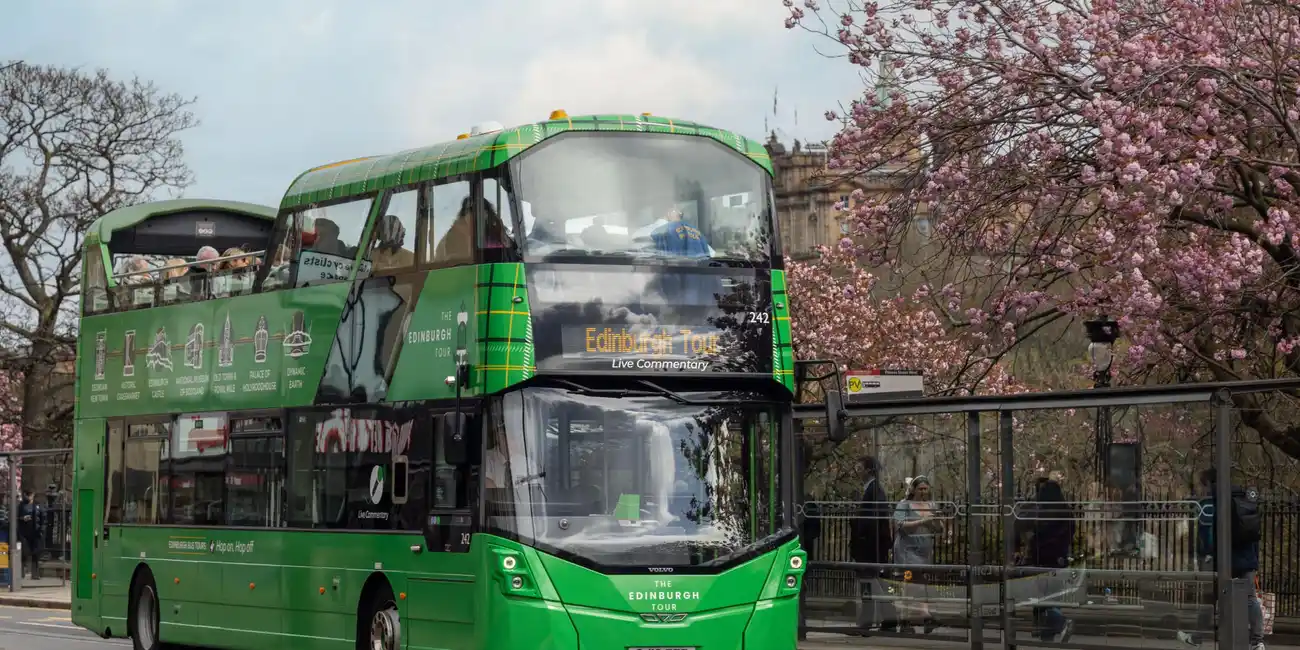 See the best of Auld Reekie with this handy pass, covering multiple routes. Hop-on Hop-off Bus Tours Ticket Edinburgh, United Kingdom.